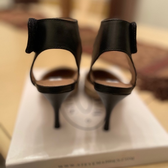 Steve Madden Women Shoe Swift - Picture 4 of 8